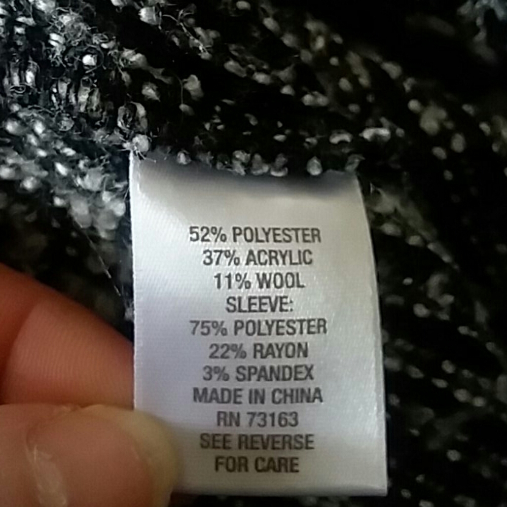 Cozy Roz & Ani sweater - Picture 7 of 8